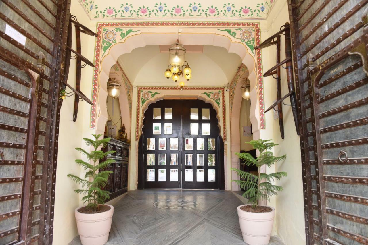 Hotel Shahi Palace Mandāwa Kültér fotó